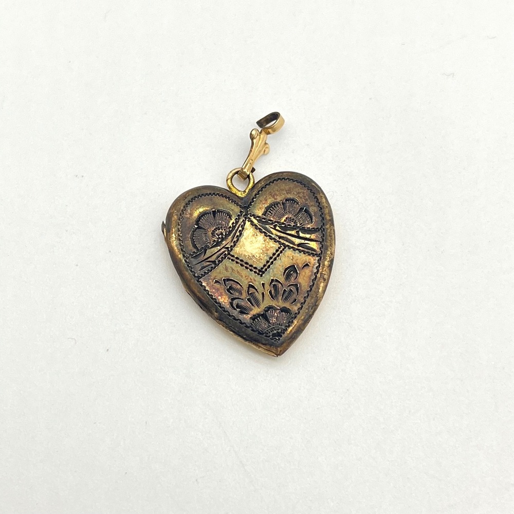 Vintage Gold Filled Heart Locket Floral‎ Etched Pendant Charm